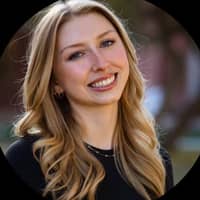 Sitter Profile Image: Emma S.