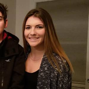 Sitter Profile Image: Lindsay L.