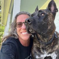 Sitter Profile Image: Susan H.