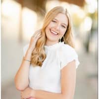 Sitter Profile Image: Savannah H.