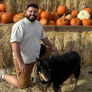 Sitter Profile Image: Lorenço A.