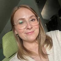 Sitter Profile Image: Emma R.