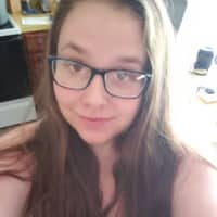 Sitter Profile Image: Ashley L.