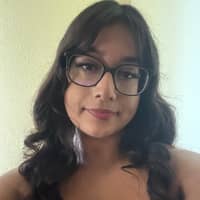 Sitter Profile Image: Alina G.