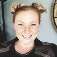 Sitter Profile Image: Laurie M.