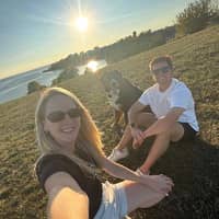 Sitter Profile Image: Graham & Laura R.