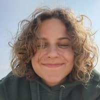 Sitter Profile Image: Sara T.