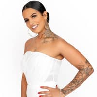 Sitter Profile Image: Izabella S.