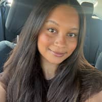 Sitter Profile Image: Angelise S.