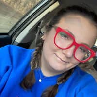 Sitter Profile Image: Laureen B.