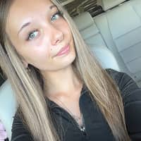 Sitter Profile Image: Evelyn G.