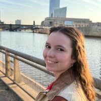 Sitter Profile Image: Laura C.