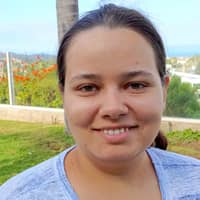 Sitter Profile Image: Veronika V.