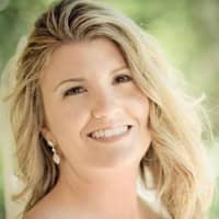 Sitter Profile Image: Julie E.