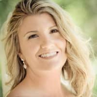 Sitter Profile Image: Julie E.