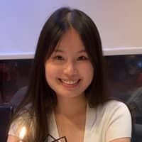 Sitter Profile Image: Amy L.