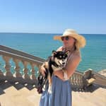 Sitter Profile Image: Anais P.