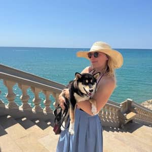 Sitter Profile Image: Anais P.