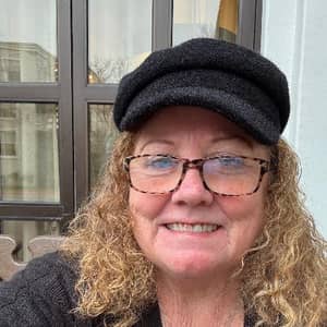 Sitter Profile Image: Diane M.