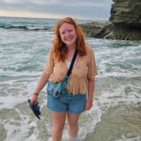 Sitter Profile Image: Caroline F.