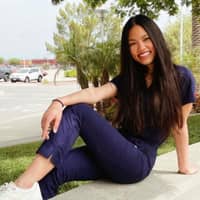 Sitter Profile Image: Tu H.