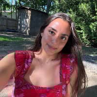 Sitter Profile Image: Fiorella S.