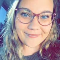 Sitter Profile Image: Phoebe U.