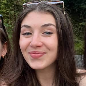 Sitter Profile Image: Sophie H.