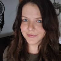 Sitter Profile Image: Victoria W.