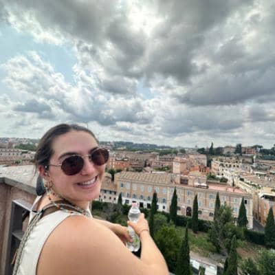 Sitter Profile Image: Kate R.