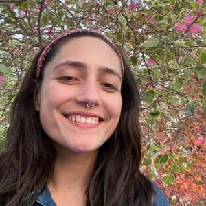 Sitter Profile Image: Zaira C.