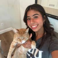 Sitter Profile Image: Isabela O.