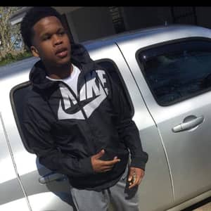 Sitter Profile Image: Deion L.