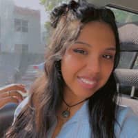Sitter Profile Image: Milagros C.