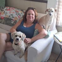 Sitter Profile Image: Ellen P.