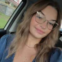 Sitter Profile Image: Bailee J.