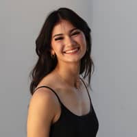 Sitter Profile Image: Ava C.