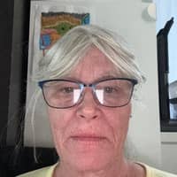 Sitter Profile Image: Shelley H.