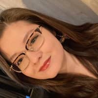 Sitter Profile Image: Gillian Y.