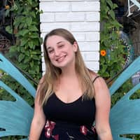 Sitter Profile Image: Gloria G.