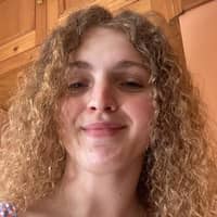 Sitter Profile Image: Amy F.