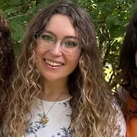 Sitter Profile Image: Ivy A.