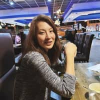 Sitter Profile Image: RACHEL L.