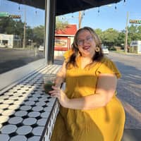 Sitter Profile Image: Robin C.