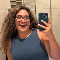 Sitter Profile Image: Ashley S.