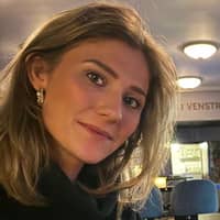 Passarens profilbild: Nora F.