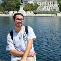 Sitter Profile Image: Maximiliano R.