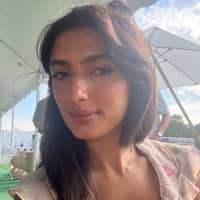 Sitter Profile Image: Jena L.