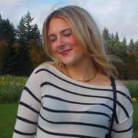 Sitter Profile Image: Mercedes G.