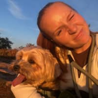 Sitter Profile Image: Evie R.